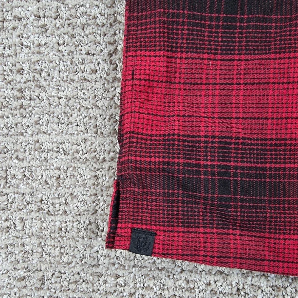 Lululemon Masons Peak Performance Flannel Mens Red Plaid Long Sleeve Shirt Sz XL